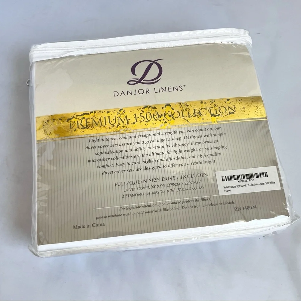 NWT White Duvet Cover